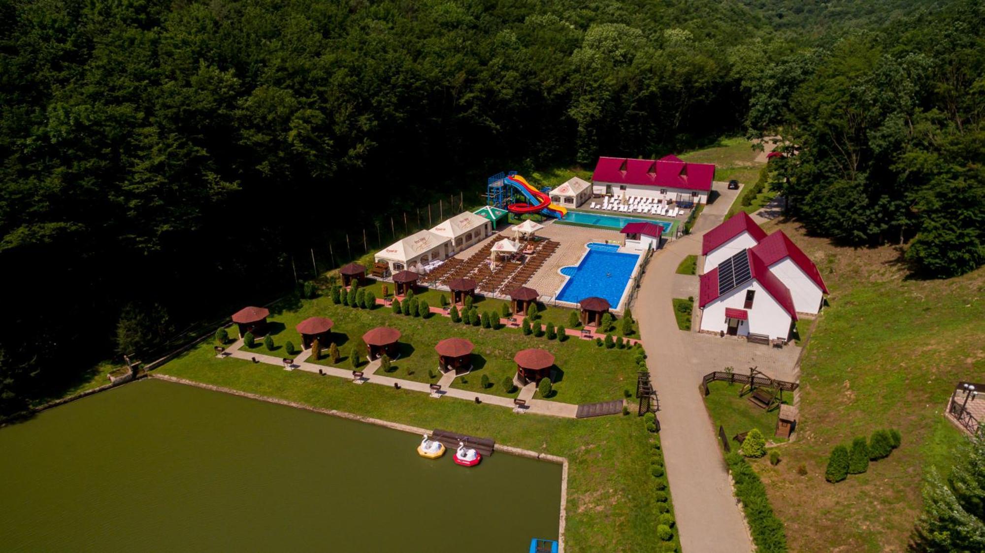 Mishyn-City Hotel Dobrovlyany Exterior photo